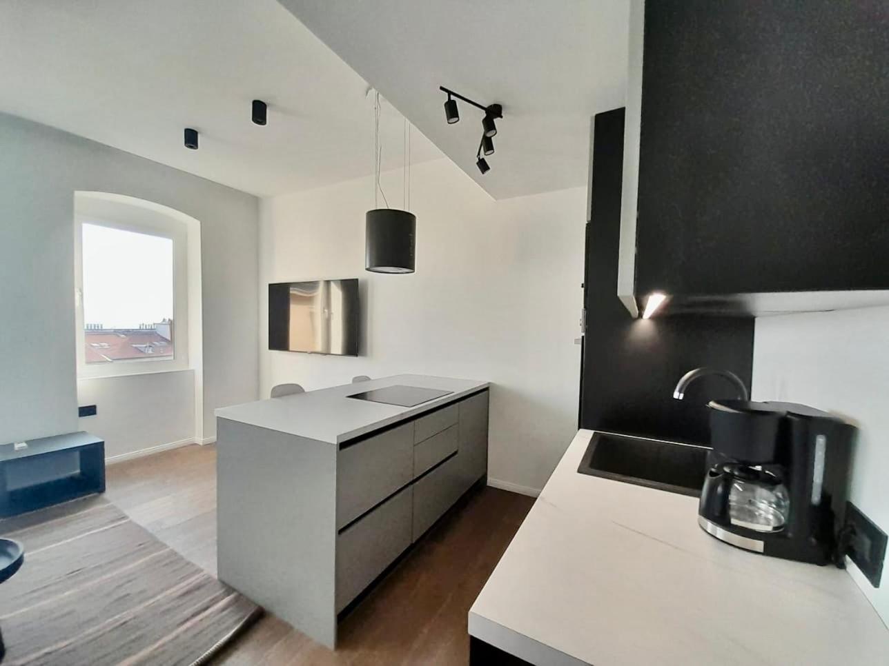 Jadabell 1 & 2 With Sea View Apartment ริเยกา ภายนอก รูปภาพ